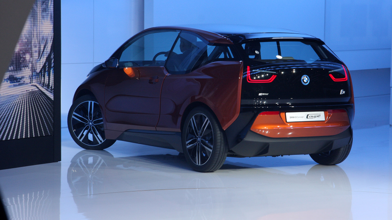 Illustration for article titled The BMW 3-Series GT Showing Its Butt In Geneva